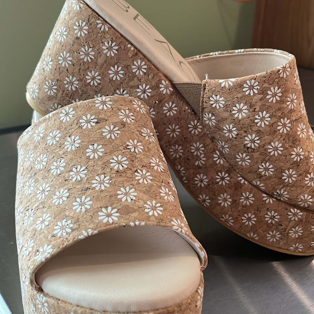 Clogs